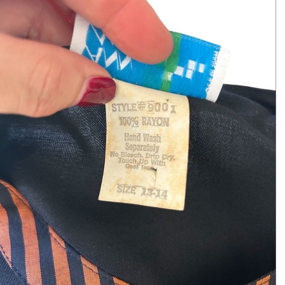 Vintage Ann Marie Asymmetrical Striped 80’s Top - Picture 11 of 11